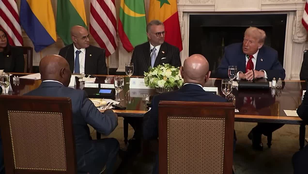   گاف عجیب ترامپ در گفتگو با رئیس جمهور لیبریا