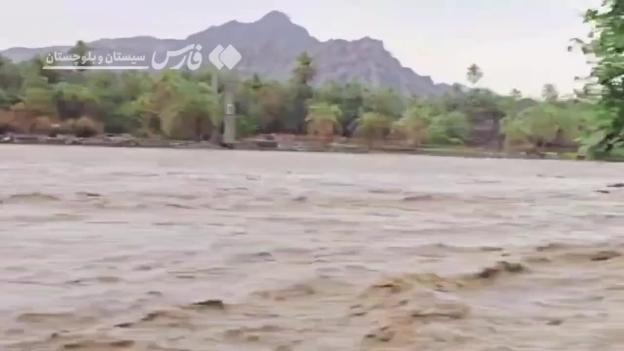   خروش رودخانهٔ فنوج پس‌از چند ماه خشکسالی