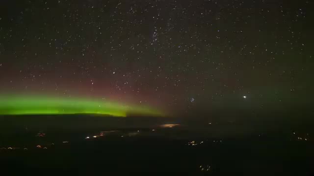   تایم‌لپس دیدنی از شفق قطبی در طول پرواز