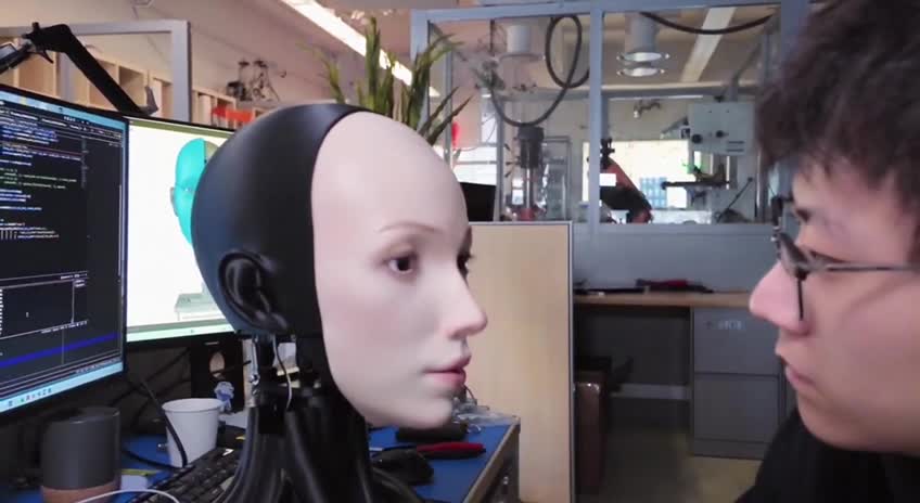   مدیر عامل AheadForm انسان‌نمای فوق واقعی جدید را معرفی می‌کند