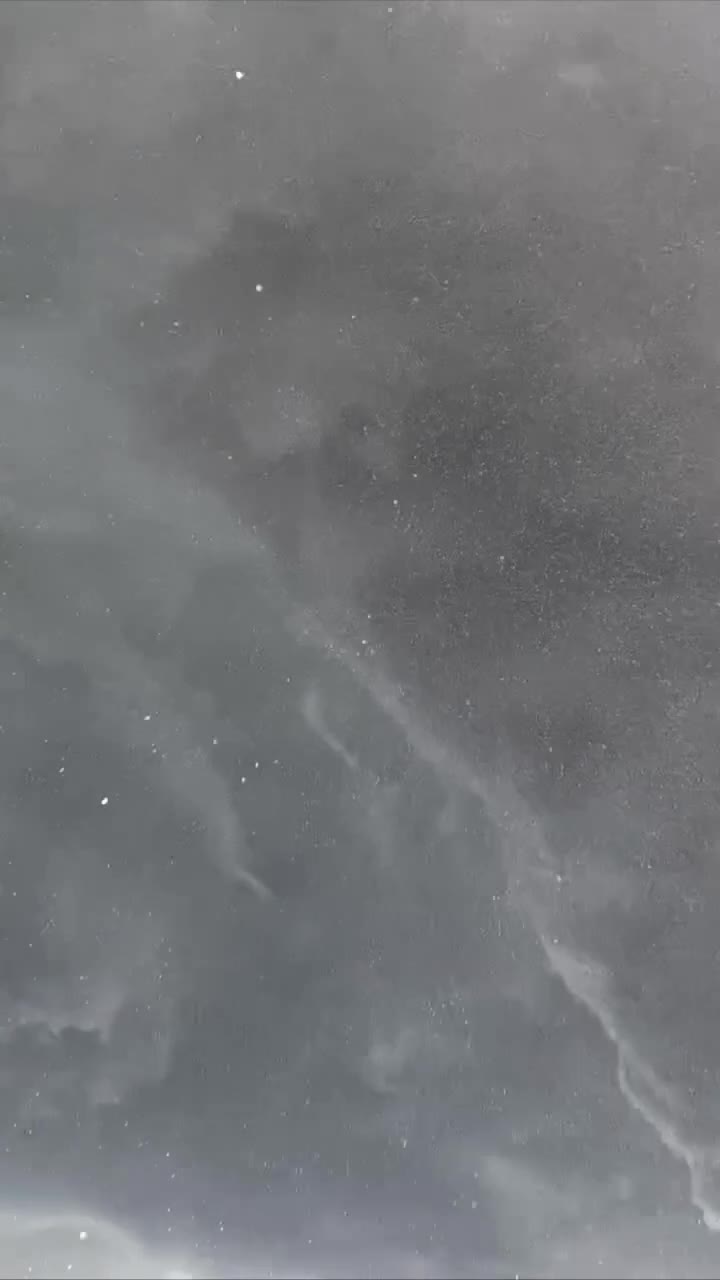 ببینید| ویدیویی پربازدید از لحظه دقیق شروع تگرگ در آمریکا | 30 تیر 1404