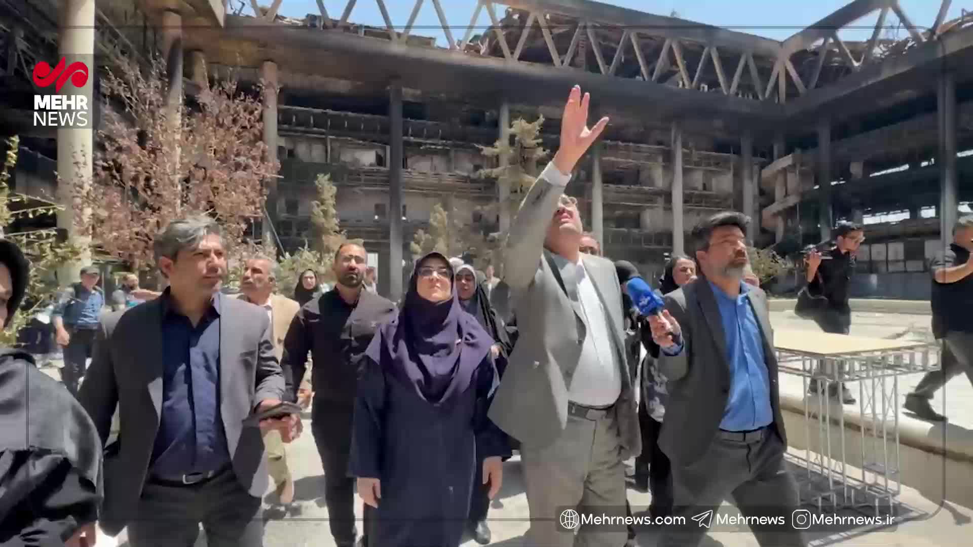 بازدید سخنگوی دولت از ساختمان شیشه‌ای صداوسیما | 31 تیر 1404