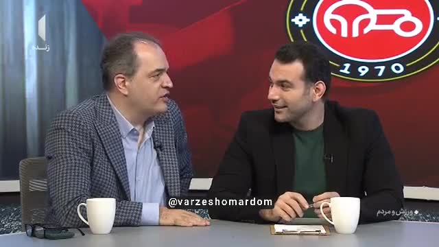   زنوزی: از اکثر مجری‌های تلویزیون گلایه‌مند هستم و اعتقاد دارم آنها رنگی برخورد می‌کنند