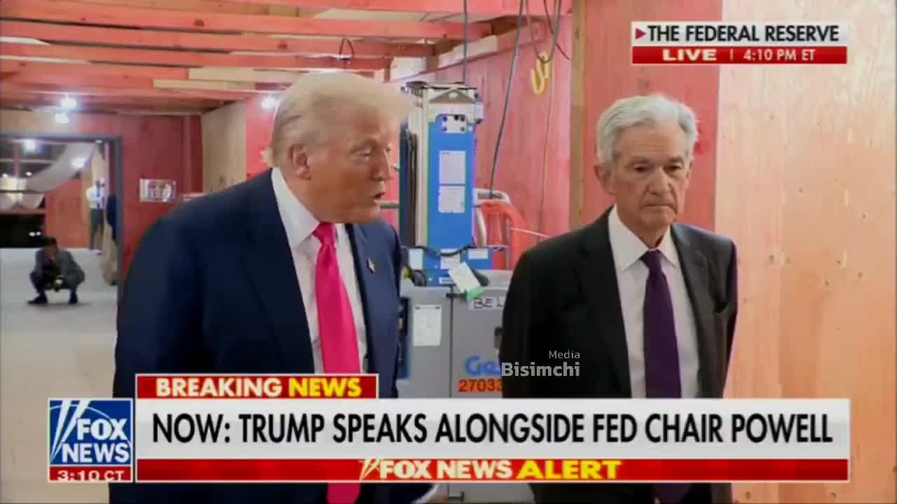 ببینید| شوخی دستی ترامپ با رئیس فدرال آمریکا سوژه رسانه ها شد | 3 مرداد 1404