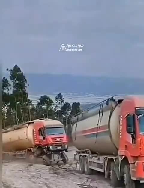   شرایط عجیب لاستیک محور جلوی تریلی حمل سوخت!
