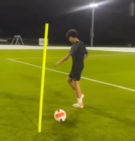   رقابت دیدنی کریستیانو رونالدو و پسرش جونیور