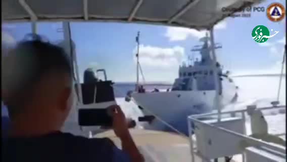   لحظه برخورد شدید کشتی دریای چین با شناور گارد ساحلی چین