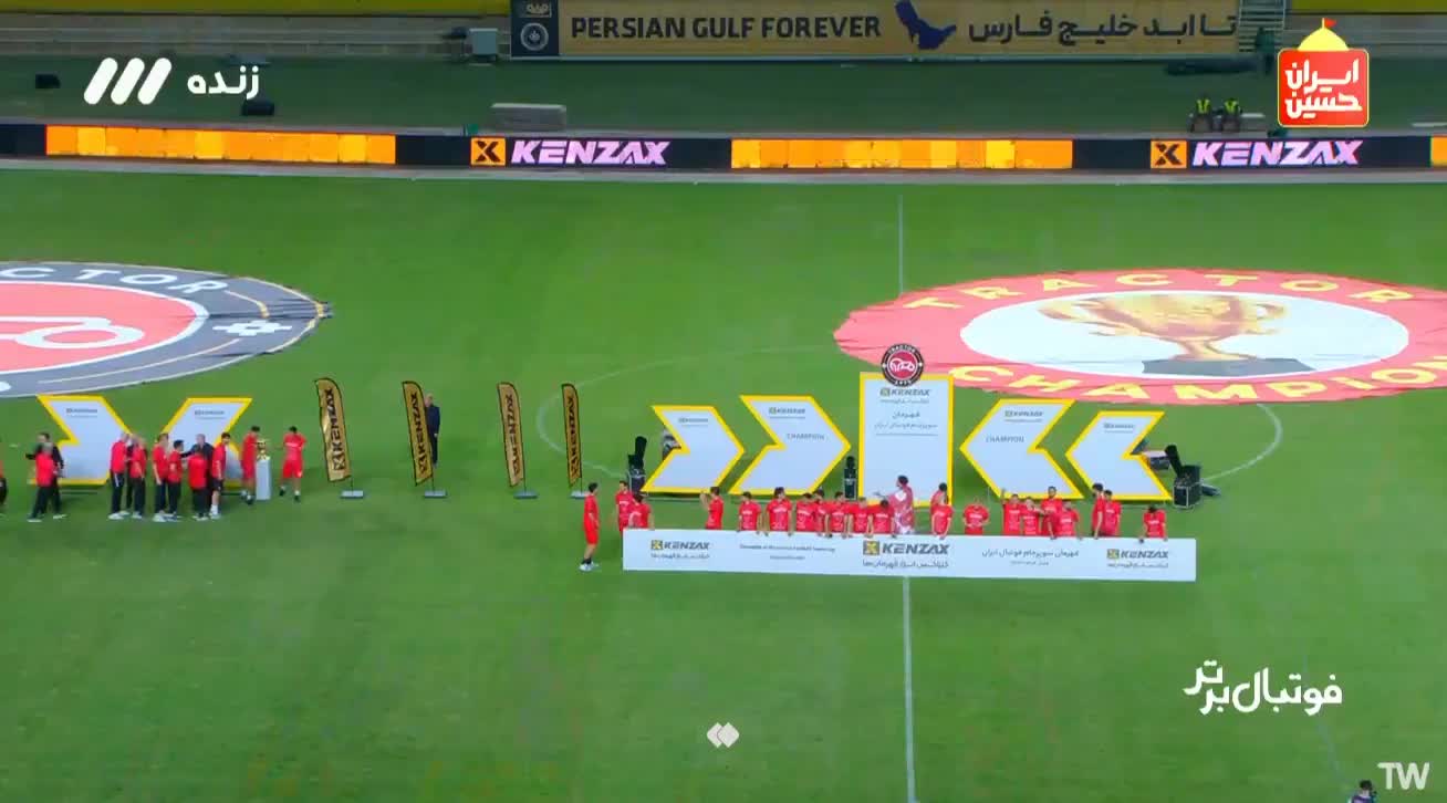   ترابی عکس فرزندش را روی ساق‌بندش حک کرد