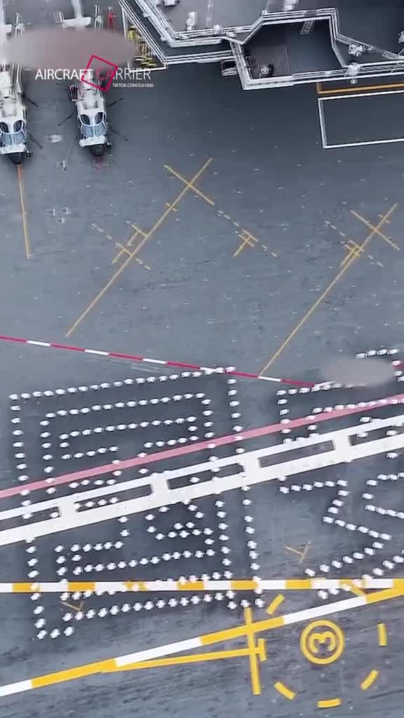   تصاویر ناو هواپیمابر چین که انحصار آمریکا را شکست!