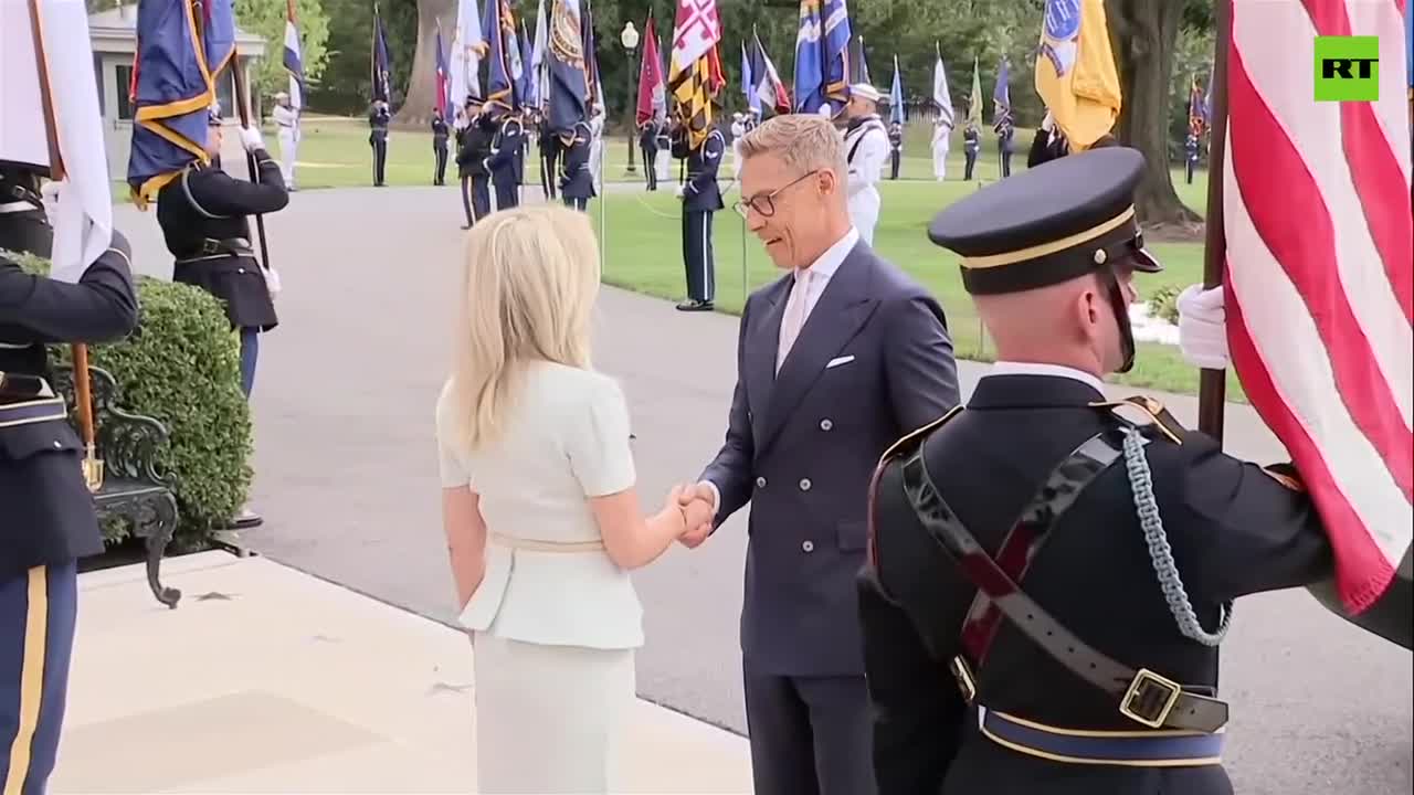   ورود رئیس جمهور فنلاند به کاخ سفید