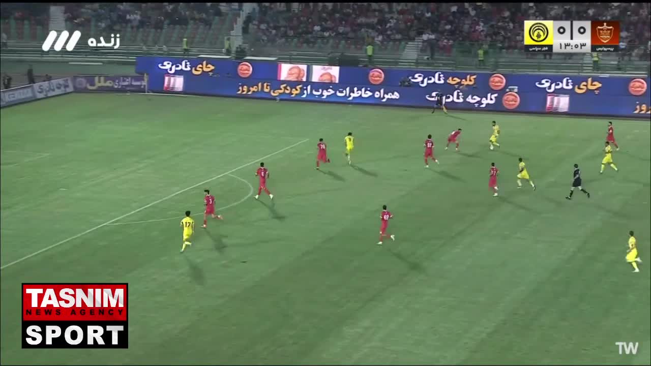   گل اول فجرسپاسی به پرسپولیس