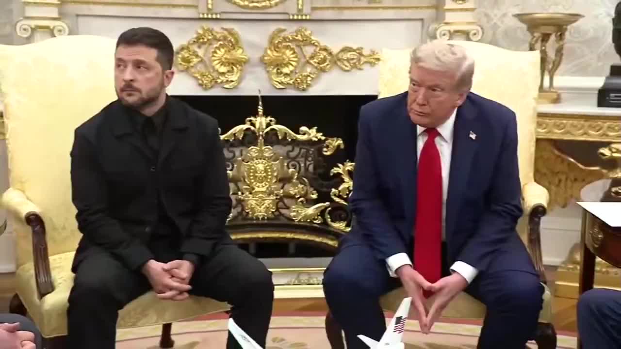   ترامپ در پاسخ به سوال خبرنگاران در حضور زلنسکی: جنگ به پایان می‌رسد؛ نمی‌توانم بگویم چه زمانی اما به پایان می‌رسد