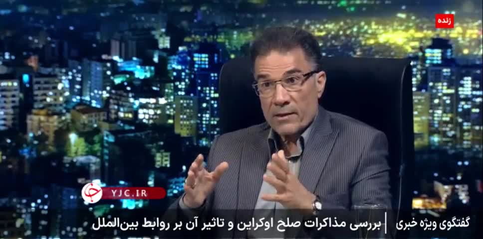   دهقانی فیروزآبادی: این احتمال وجود دارد که پوتین در ازای امتیازی که در اوکراین می‌گیرد بر سر ما با آمریکا معامله کند