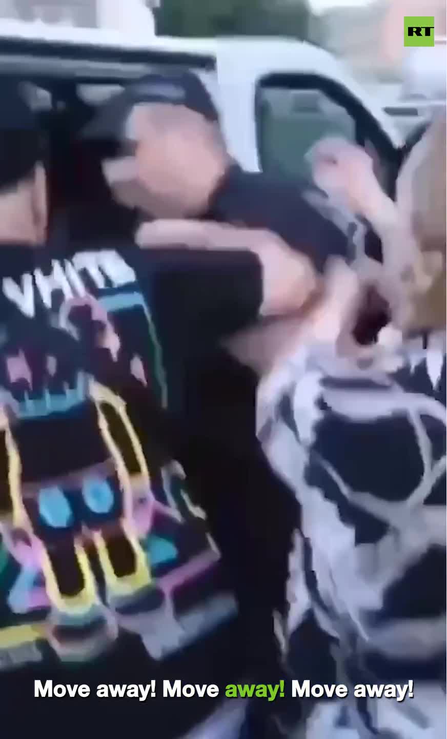   درگیری مردم کی‌یف با مأموران بسیج اجباری ‌سربازی اوکراین