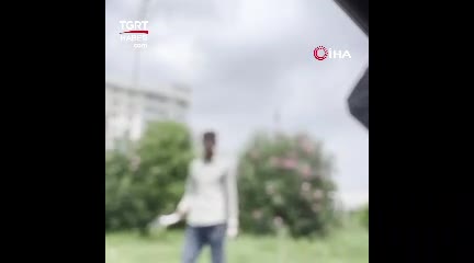 لحظه هولناک زورگیری بعد از شستن اجباری شیشه خودرو در تهران | 11 مرداد 1404