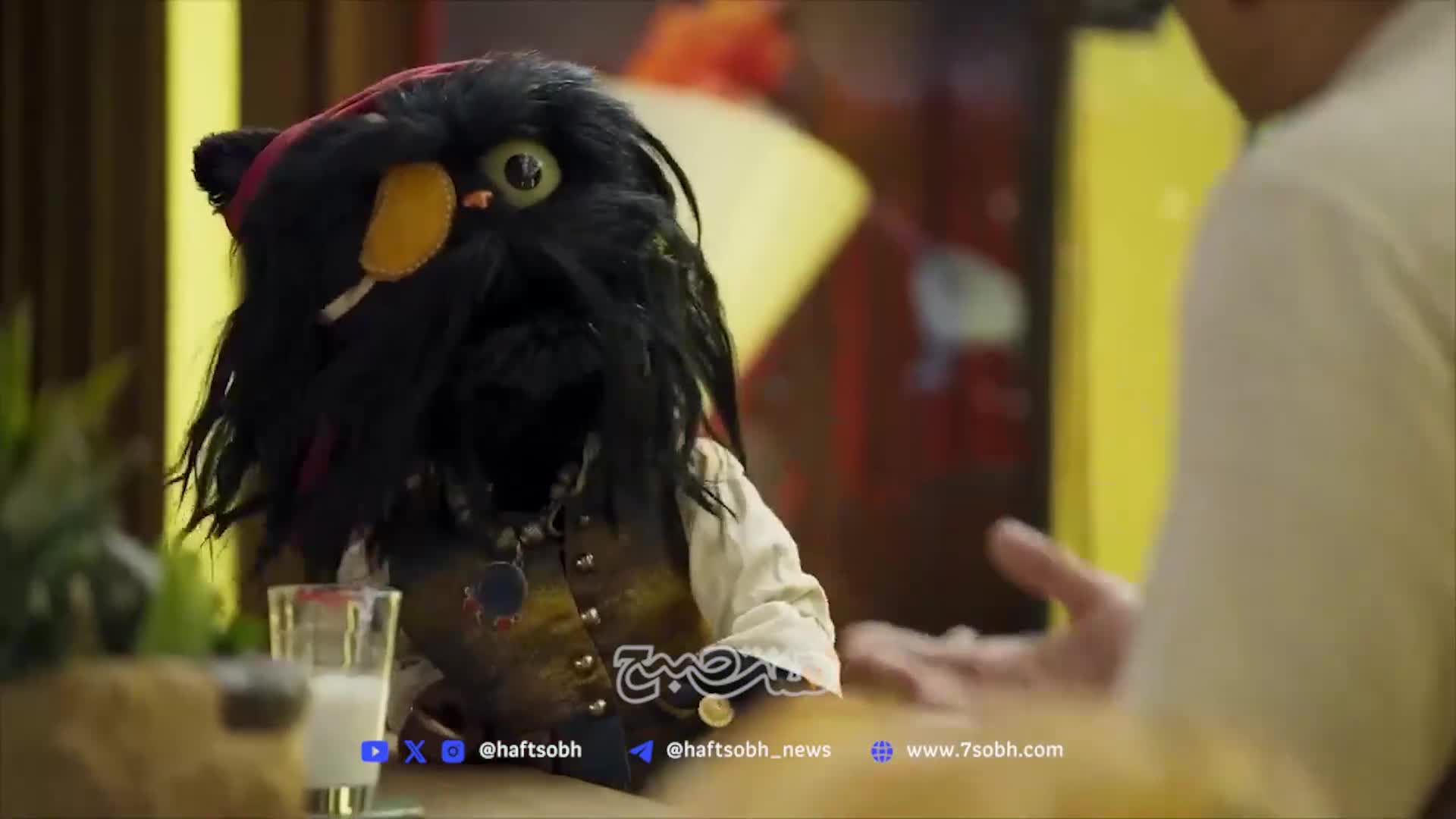 دستیارهای خانم و رنگارنگ رامبدجوان