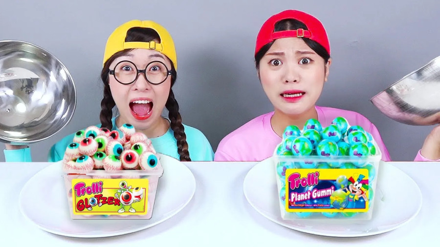 چالش غذاخوری دونا, موکبانگ, اسمرفود, چالش خوراکی, چالش غذایی طولانی