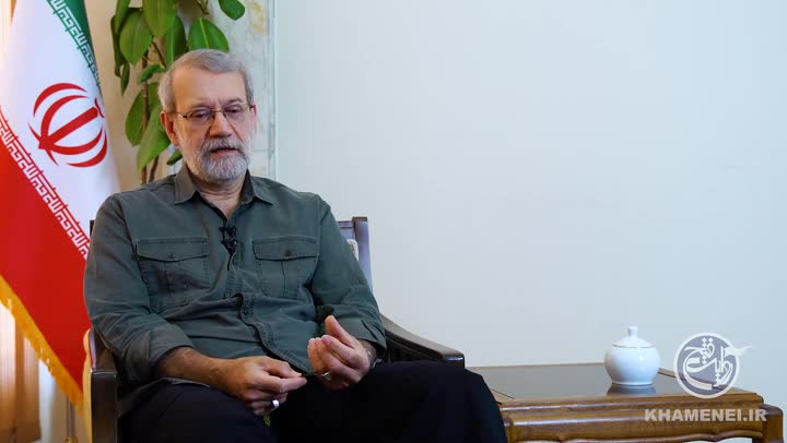   لاریجانی: رسانه‌ها باید با مردم صادق باشند تا مردم نیز علاوه بر رهبری به آن‌ها هم تکیه کنند
