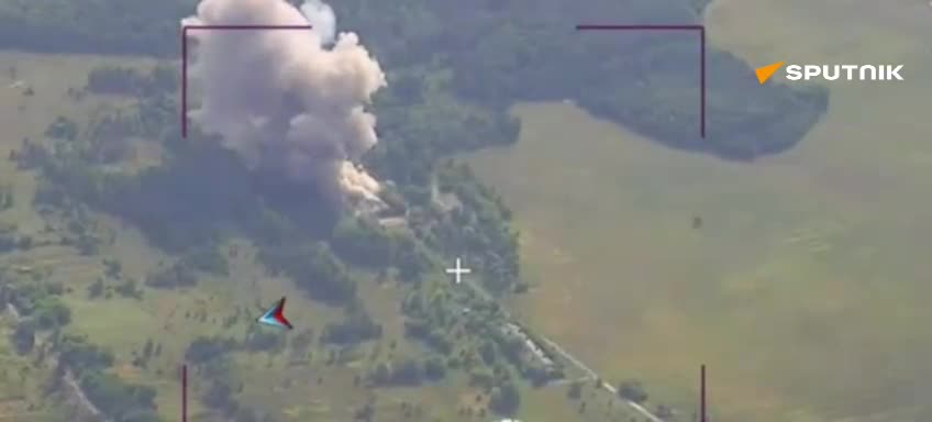    حمله نیروهای مسلح روسیه به محل استقرار نظامیان اوکراین