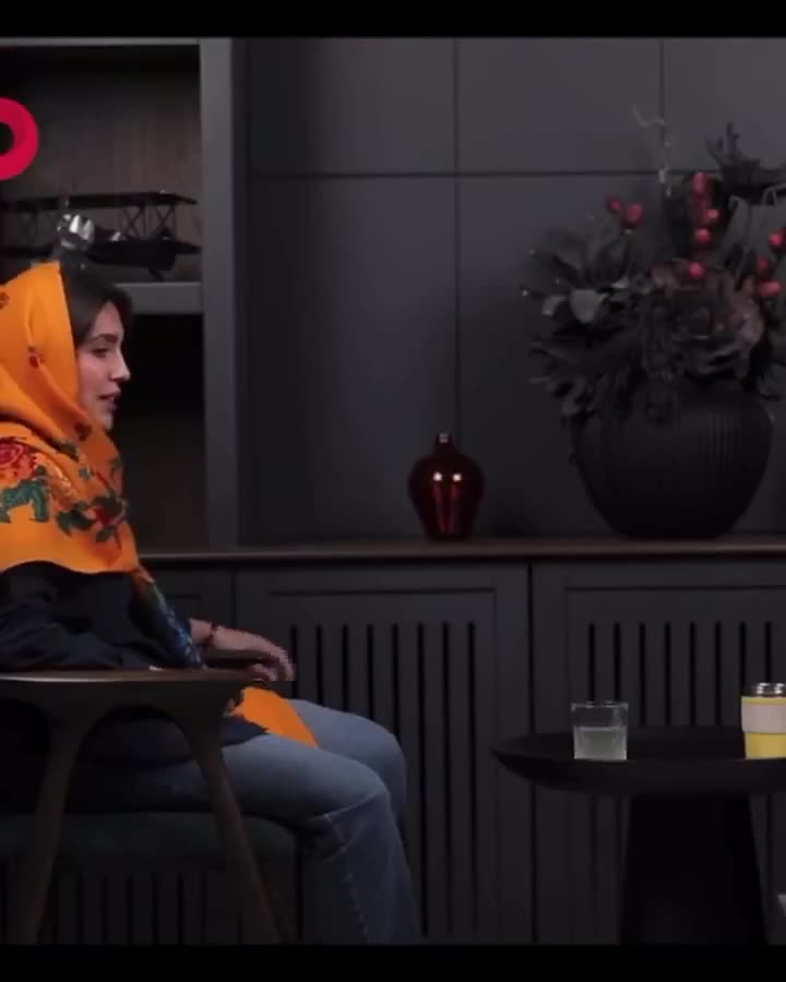  اعتراف جالب مونا کرمی: به عقب برمی‌گشتم خودم از سپند خواستگاری می‌کردم!