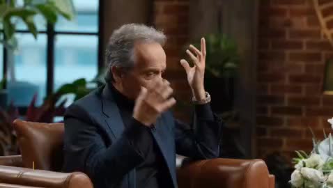   اجرای قطعه مانگار «رقص عذرا» توسط شهرداد روحانی به یاد مادر