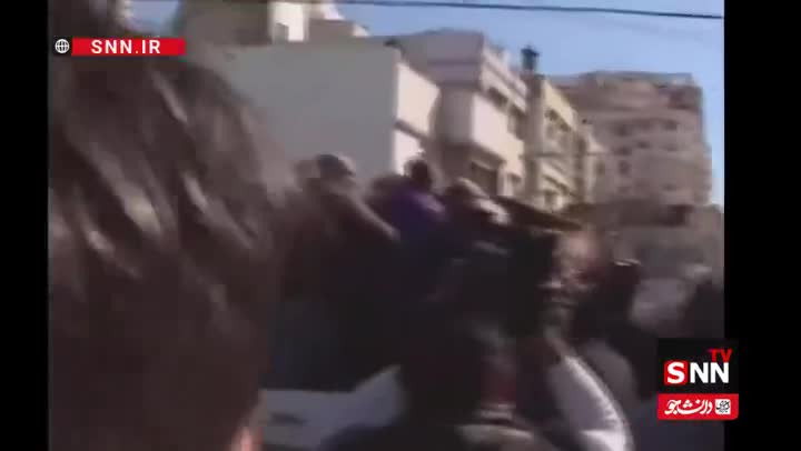   استقبال با سنگ از رئیس جمهور آرژانتین در یک رویداد انتخاباتی