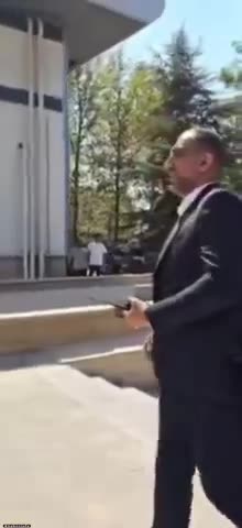   استقبال عجیب از بابک زنجانی در نمایشگاه بین‌المللی!