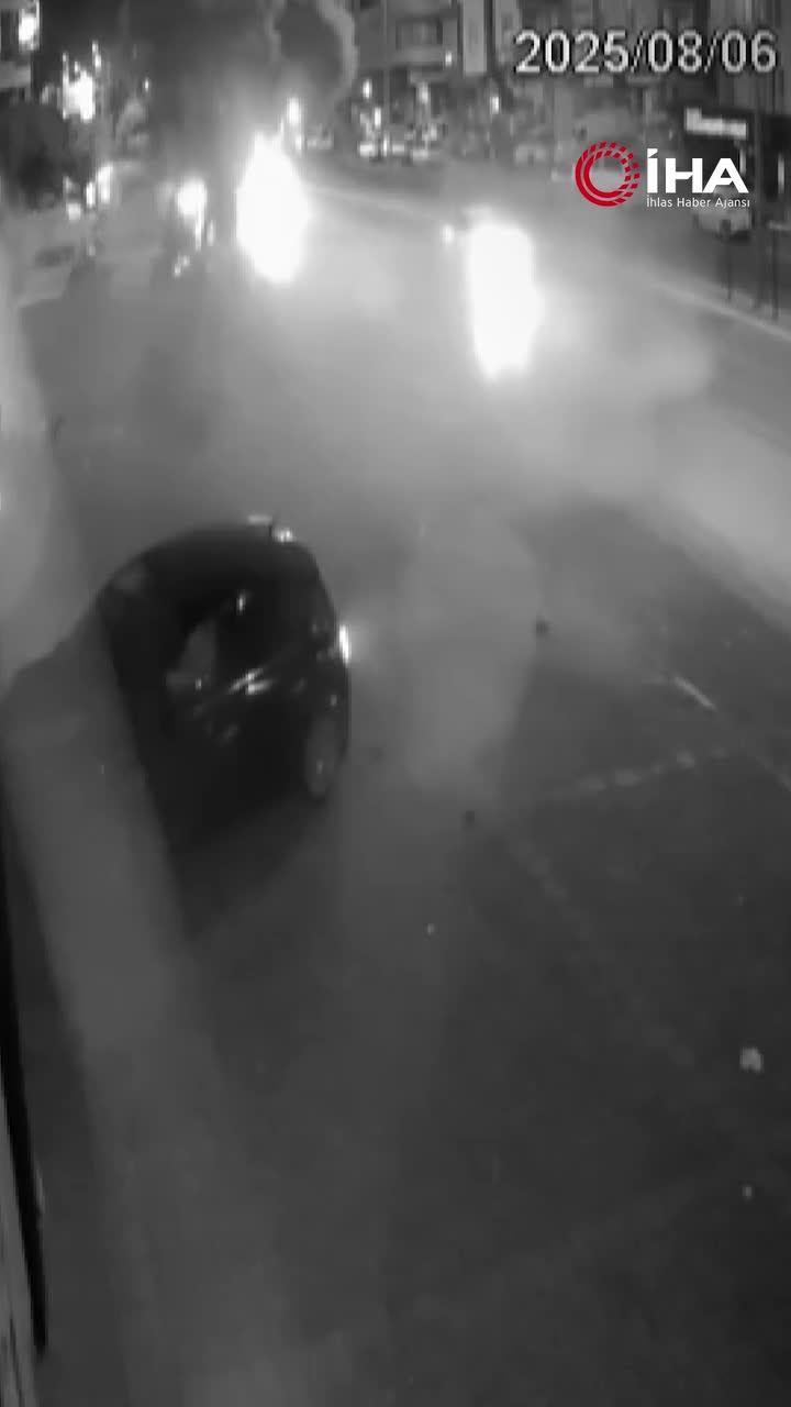   لحظه هولناک برخورد مرگبار خودروی سواری به درخت!