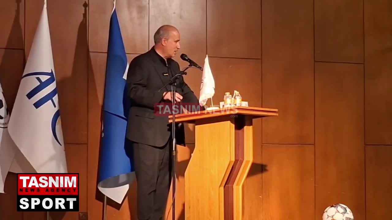   تاج: اگر در ورزشگاه شعار نژادپرستانه داده شود داور باید بازی را تمام کند