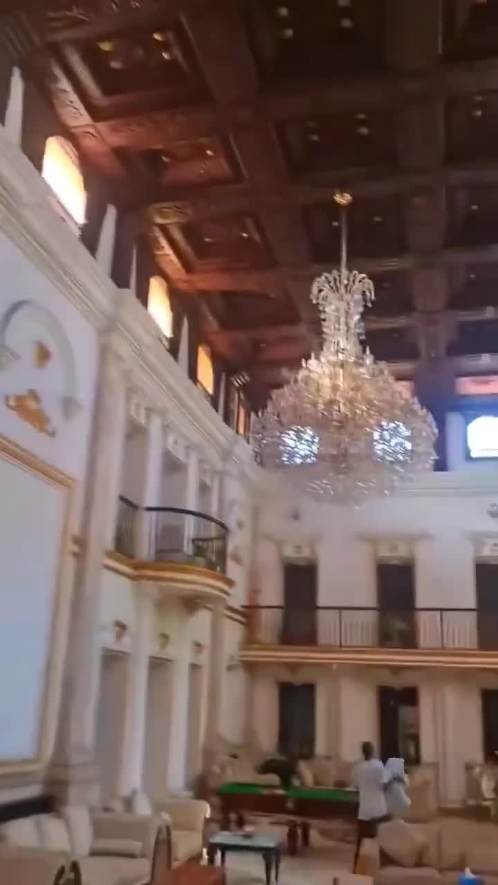   تعجب مردم نپال از ثروت سران دولت