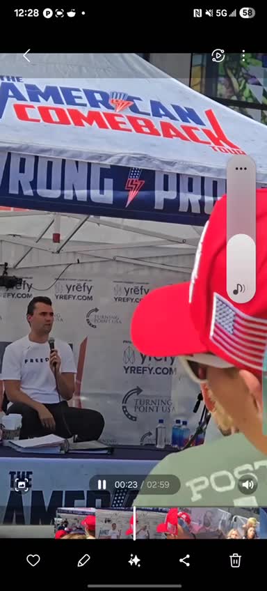   لحظه دلخراش ترور چالی کرک روزنامه‌نگار حامی ترامپ هنگام سخنرانی در دانشگاه یوتا / حاوی تصاویر ناراحت‌کننده