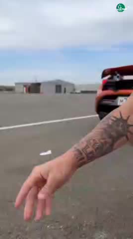   تست آیفون ۱۶ و ۱۷ پرومکس زیر تایرهای مک لارن