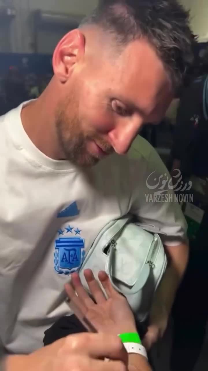   ایده جالب تتو؛ امضای لیونل مسی!