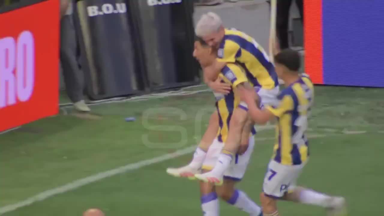   سوپرگل دی‌ماریا از روی نقطه کرنر!