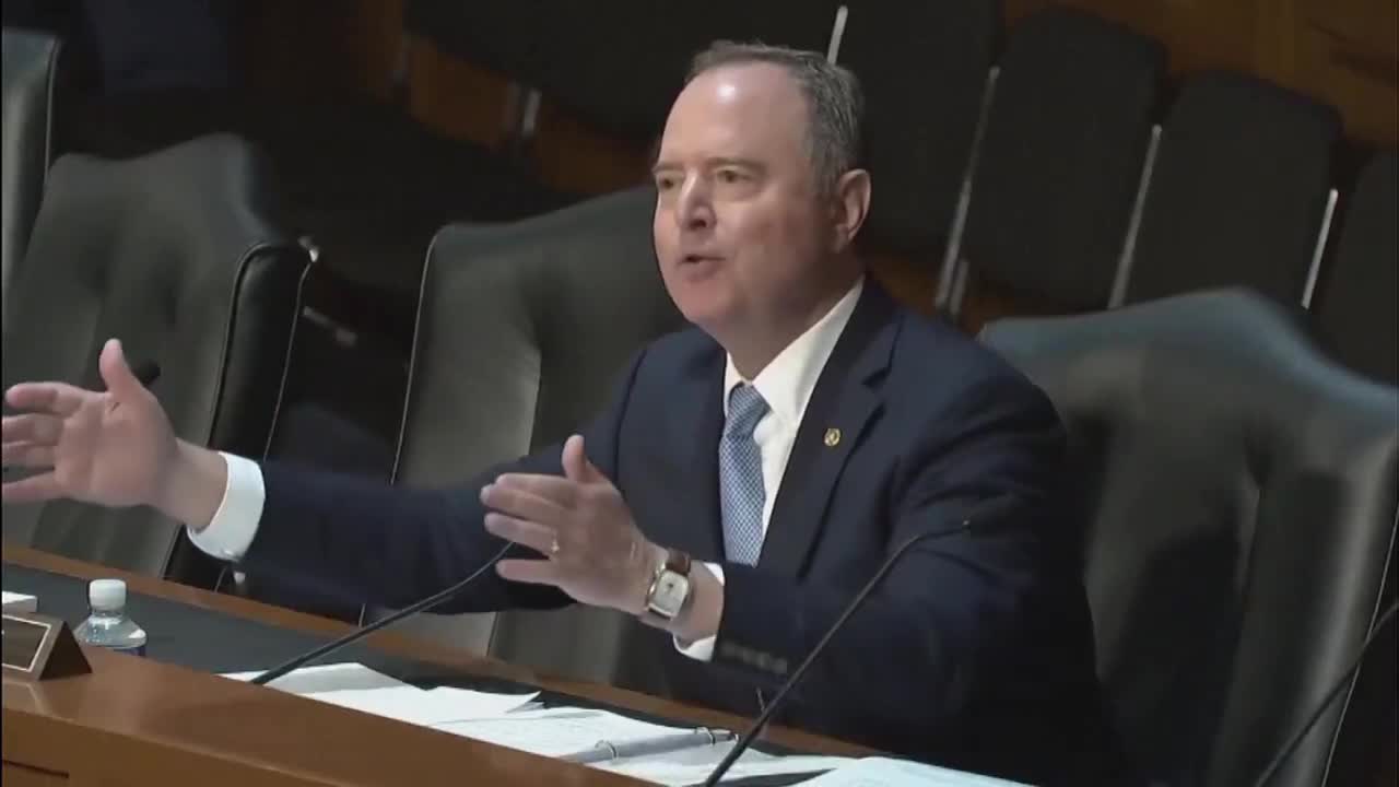   فریادهای رئیس FBI در کنگره آمریکا