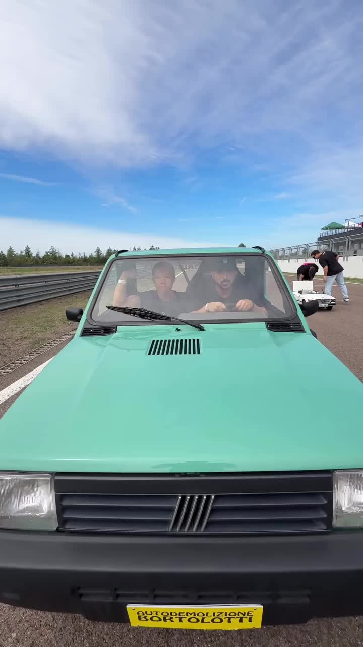   برگزاری یک مسابقه خودروسواری غیرمعمول در ایتالیا