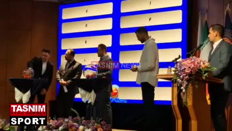   کنایه جنجال‌ساز مجری مراسم قرعه‌کشی فصل جدید لیگ برتر بسکتبال به قرار گرفتن تیم استقلال در قرعه 6