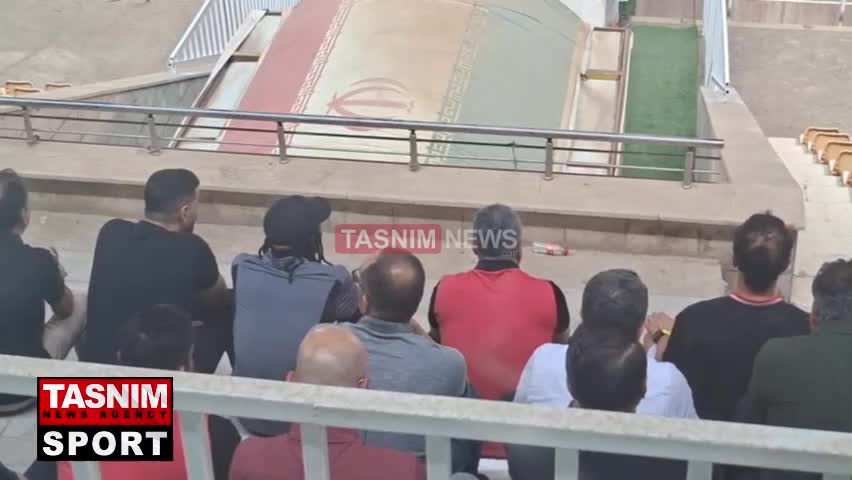   بیفوما از سکوها بازی پرسپولیس را تماشا کرد