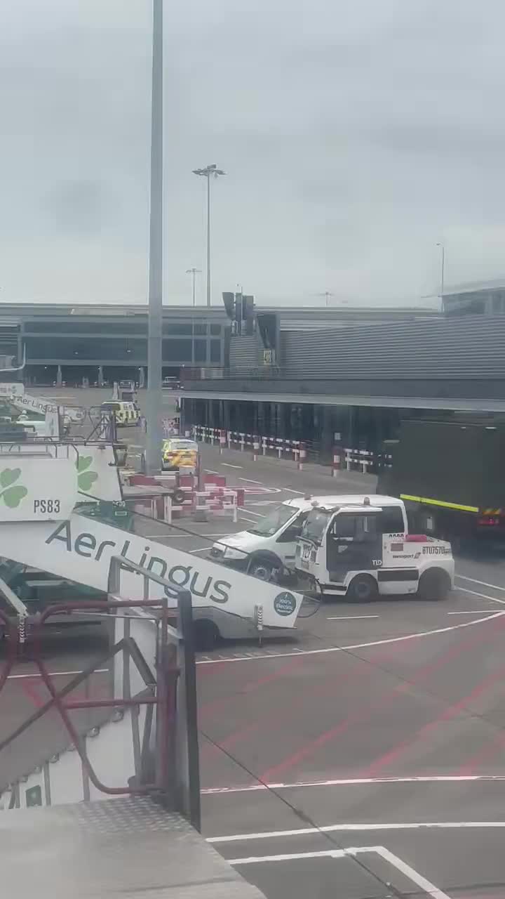   ورود تیم خنثی‌سازی بمب به فرودگاه دوبلین ایرلند
