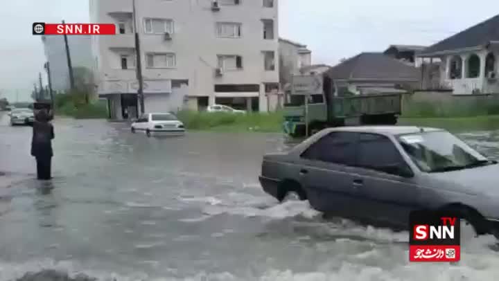   آبگرفتی معابر آستارا پس از بارش‌های امروز