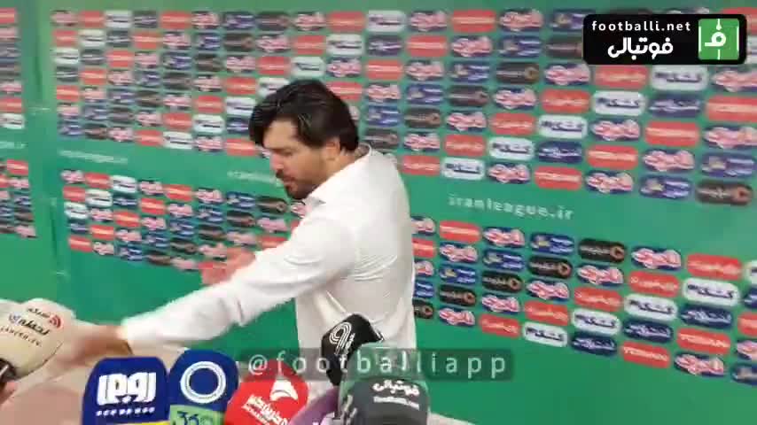    عصبانیت سعید دقیقی در میکسدزون ورزشگاه به خاطر گرفتن پنالتی علیه تیم او