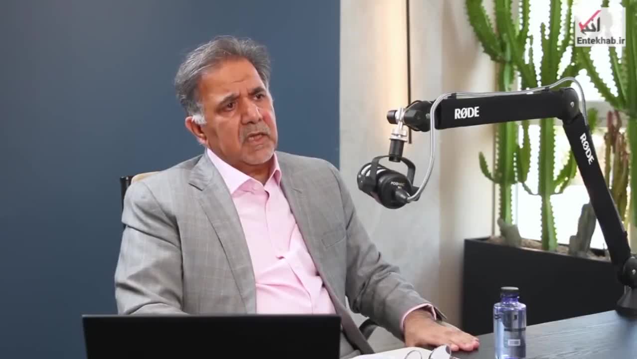   عباس آخوندی: تنها راه خروج از تعلیق، گفتگو و مذاکره با آمریکا است، نه تشدید تنش‌ها!