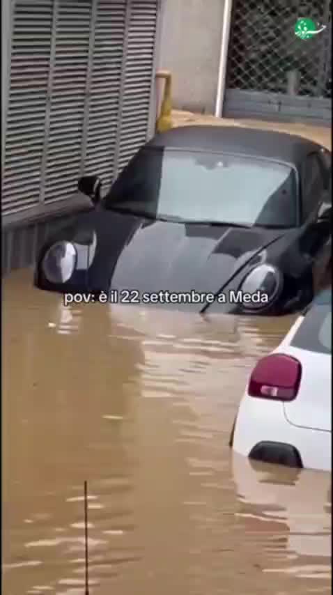   شهر مدا در استان مونزای ایتالیا پس از باران‌های شدید و طغیان رودخانه تارو دچار سیل شد