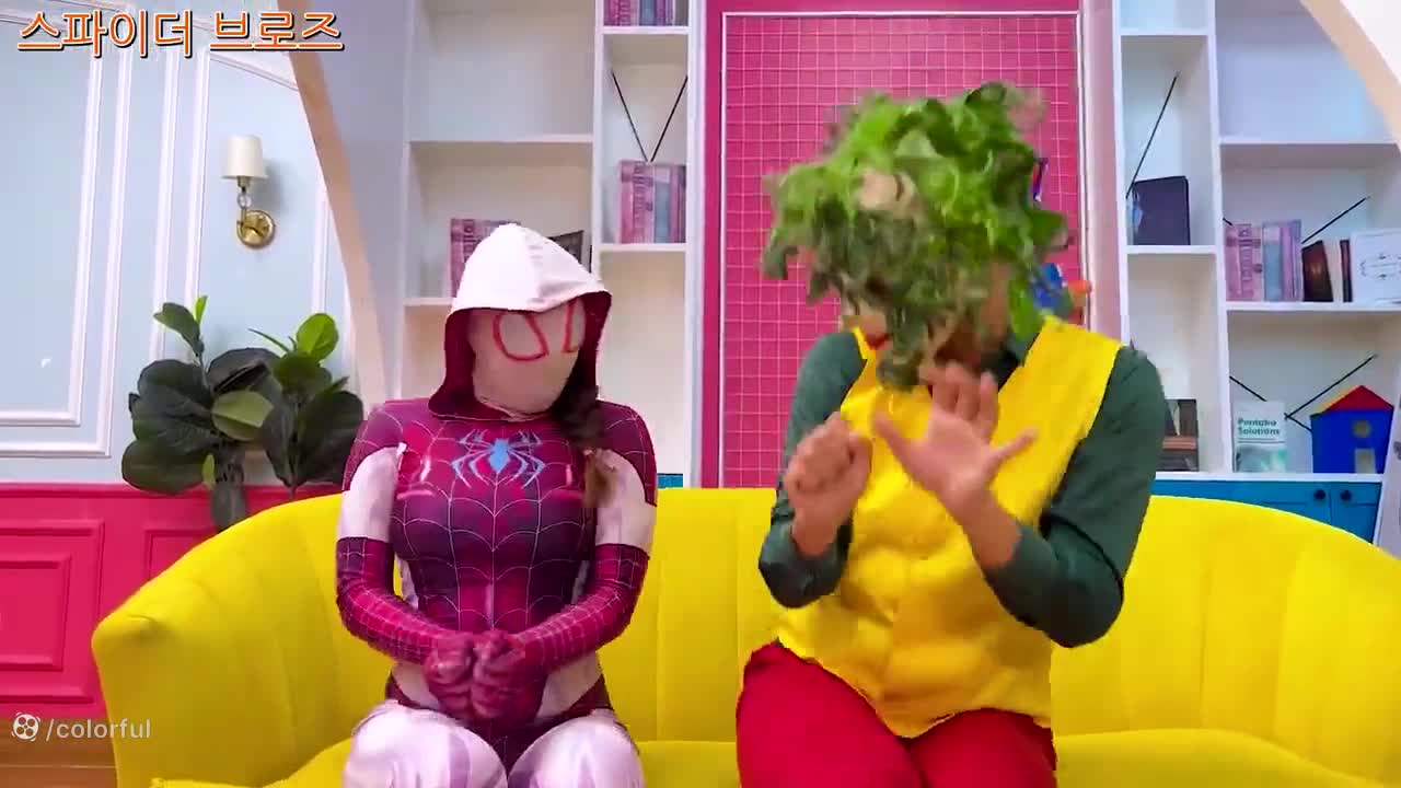 نبرد مرد عنکبوتی و اسپایدرمن ، مرد عنکبوتی نبرد جدید spiderman : مرد عنکبوتی.