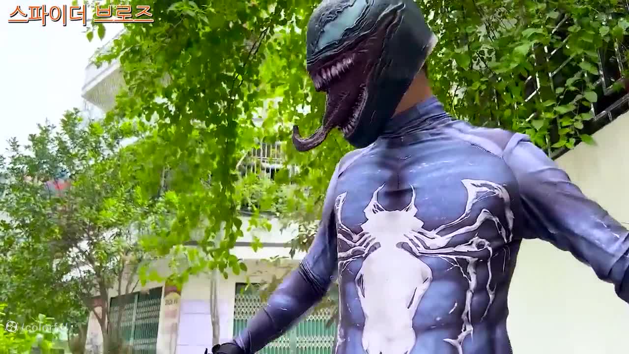 نبرد مرد عنکبوتی و اسپایدرمن,,مرد عنکبوتی نبرد نهایی spiderman,,مرد عنکبوتی,