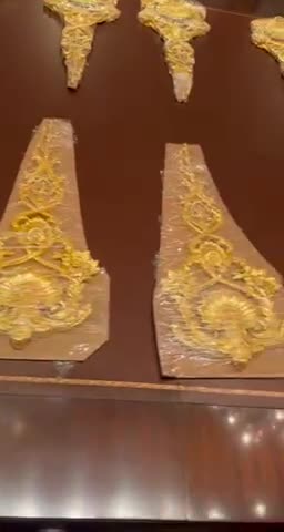   دونالد ترامپ، تزئینات طلایی دفترش را به نمایش گذاشت