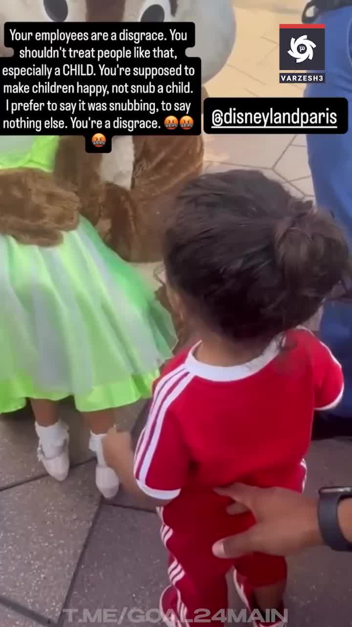   برخورد جنجالی با دختر رافینیا در دیزنی لند؛ پای نژادپرستی در میان است؟