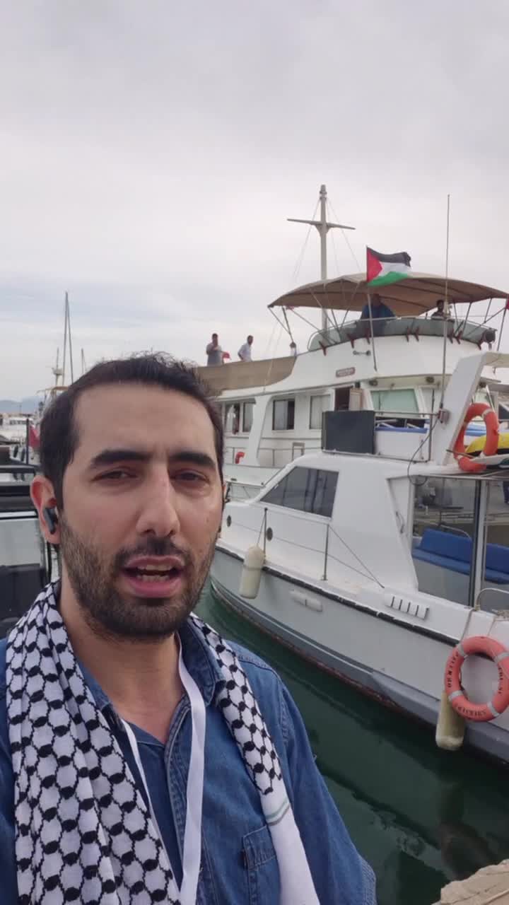   پنج کشتی به بندر سیدی بوسعید رسیدند؛ تاخیر حرکت ناوگان امداد رسانی به دلیل مسائل فنی