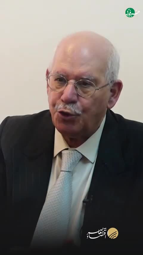   عضو اتاق بازرگانی ایران: با این آفتابی که ما داریم باید صادرکننده برق باشیم