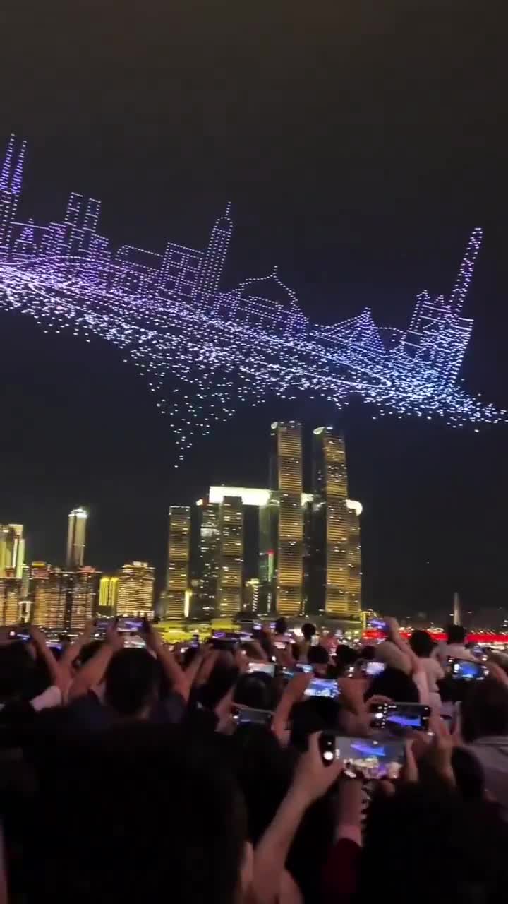   چین به تازگی با ۱۱۷۸۷ پهپاد آسمان را درنوردید